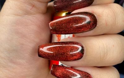 Gelish con efecto terciopelado o velvet. La nueva tendencia de 2023 y un Opción perfecta para el día de San Valentín