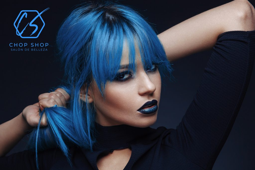 Ombré Azul Metálico Efecto de Tinte Cabello en Tijuana Peluquería