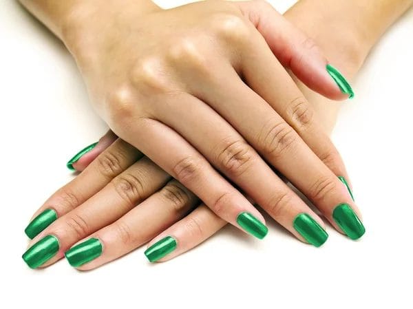 Verde Uñas con efecto Espejo